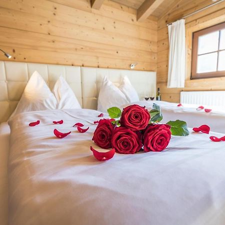Alpenchalets Flachauer Gutshof Ngoại thất bức ảnh
